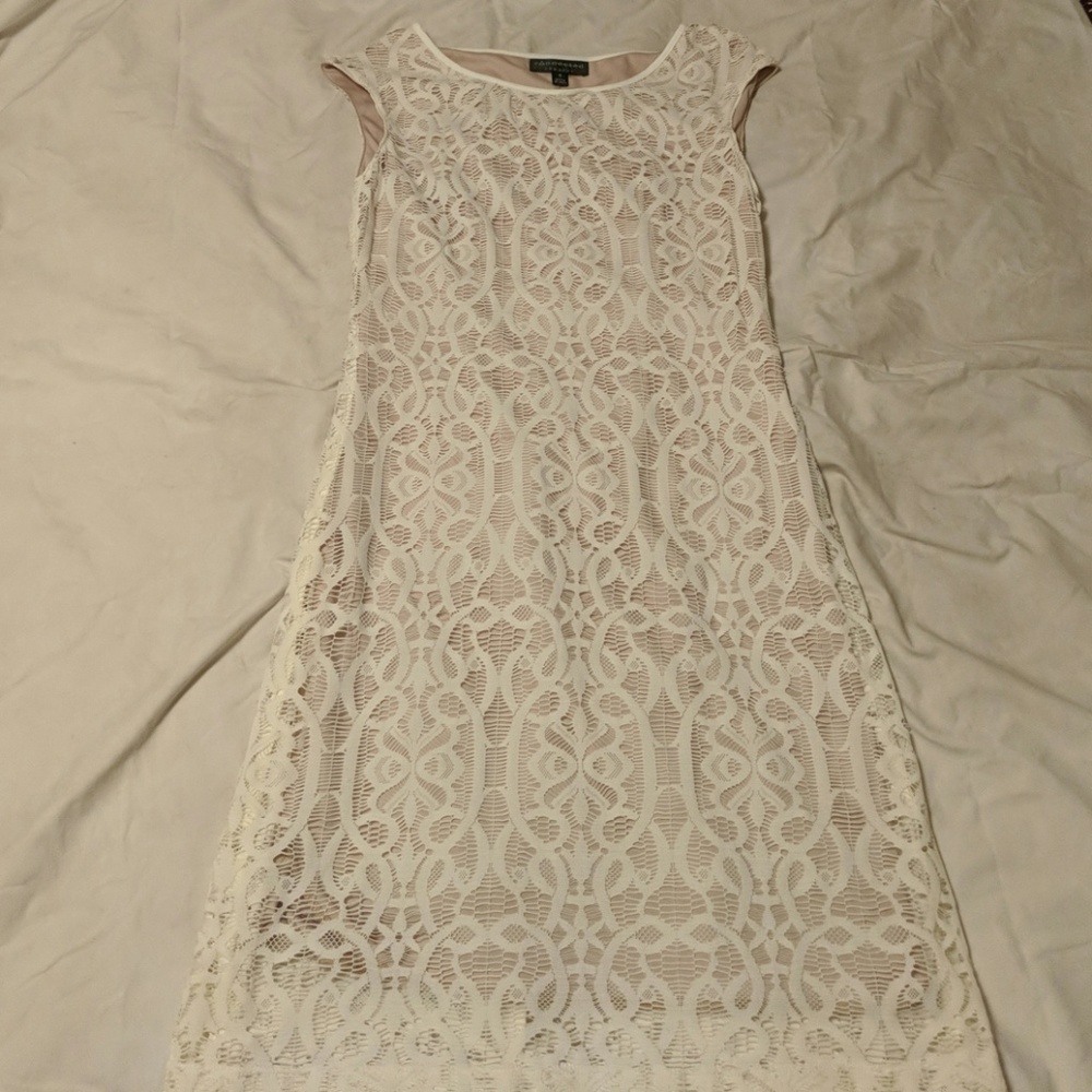 White lace dress with cap sleeves